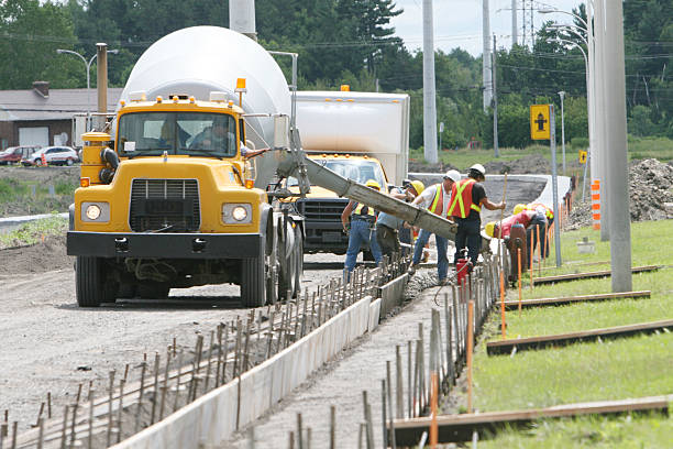 Best Concrete Sidewalk Installation in Nederland, TX